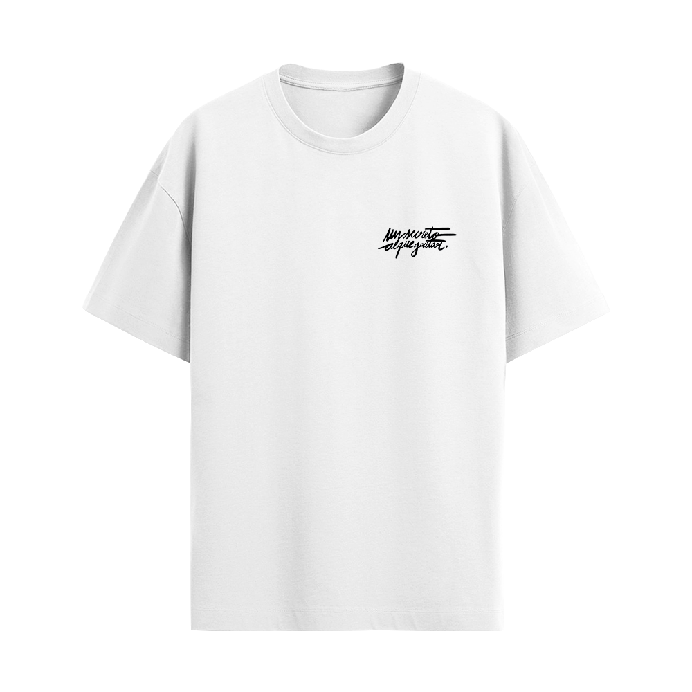 CAMISETA UN SECRETO AL QUE GRITAR - BLANCA